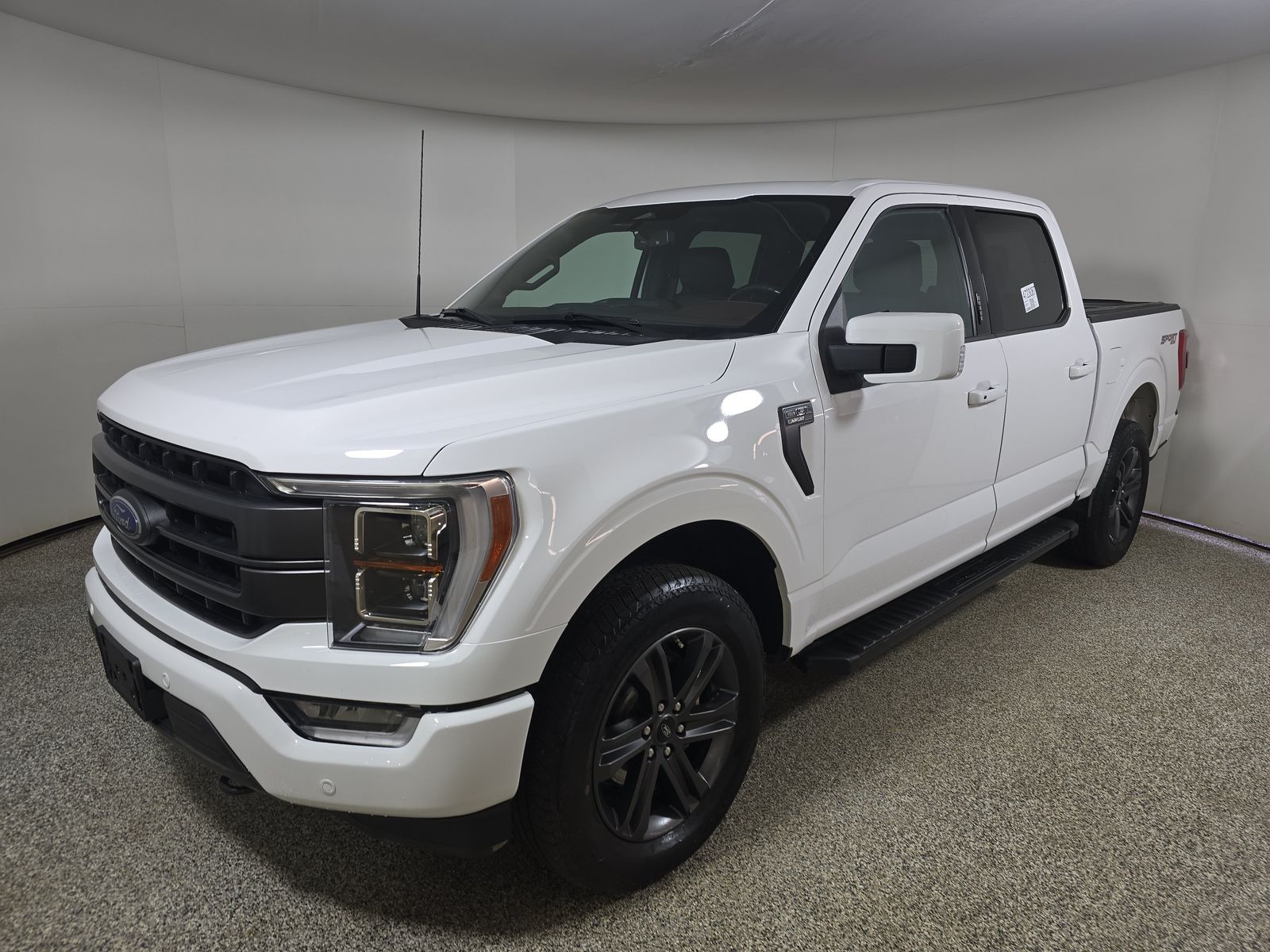 2023 Ford F-150 Lariat AWD