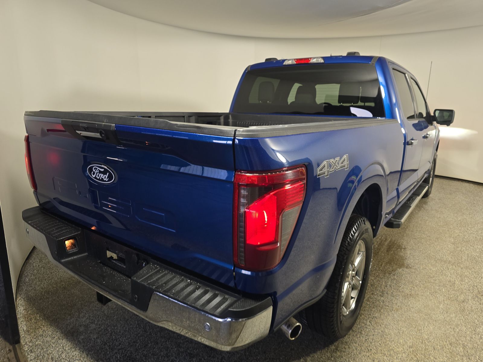 2024 Ford F-150 XLT AWD