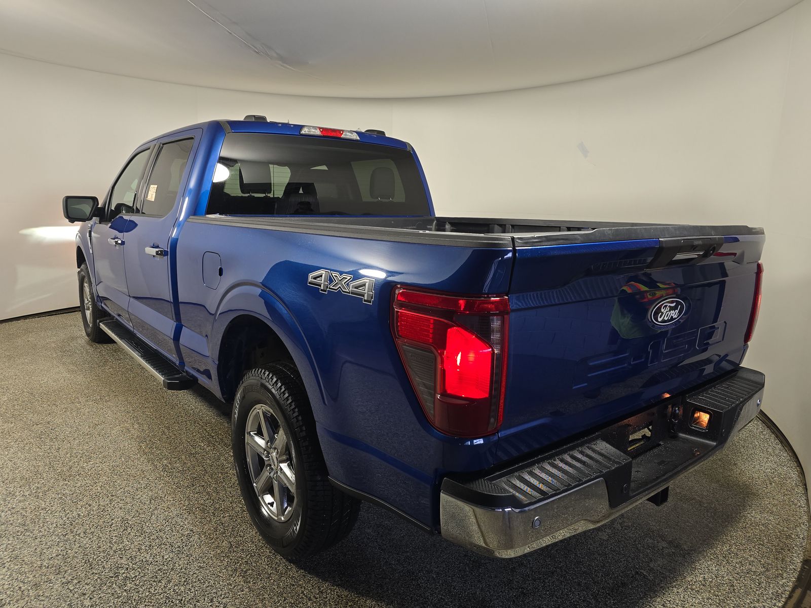 2024 Ford F-150 XLT AWD