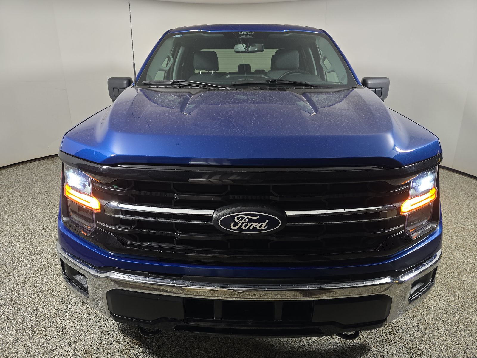 2024 Ford F-150 XLT AWD