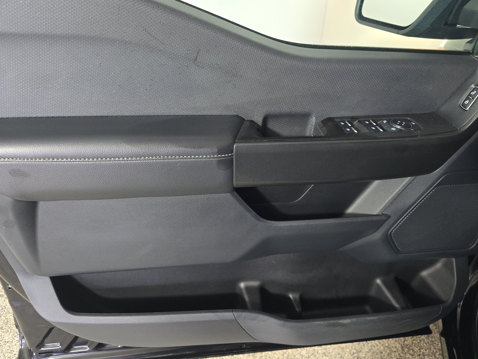 2023 Ford F-150 XL AWD