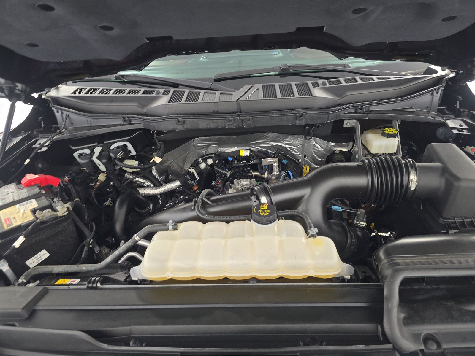 2023 Ford F-150 Lariat AWD