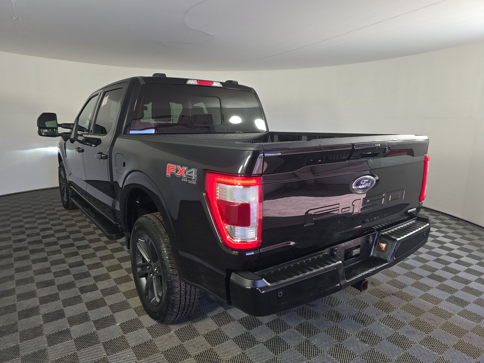 2023 Ford F-150 Lariat AWD