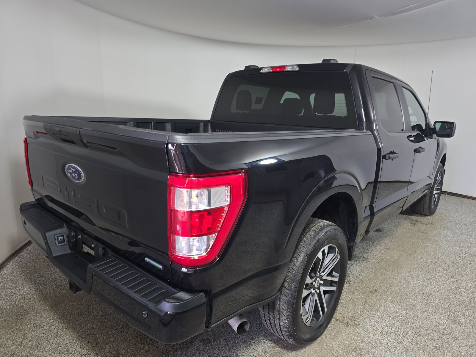 2023 Ford F-150 XL AWD