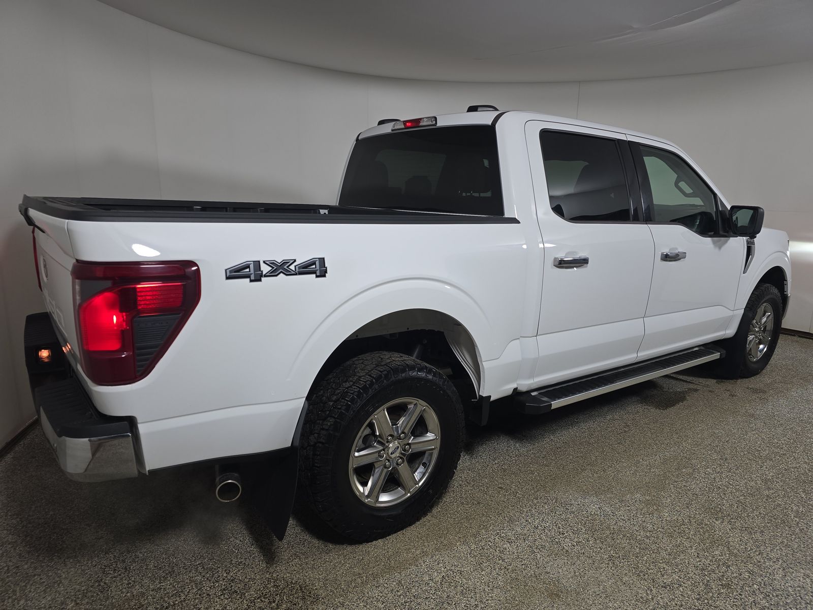 2024 Ford F-150 XLT AWD