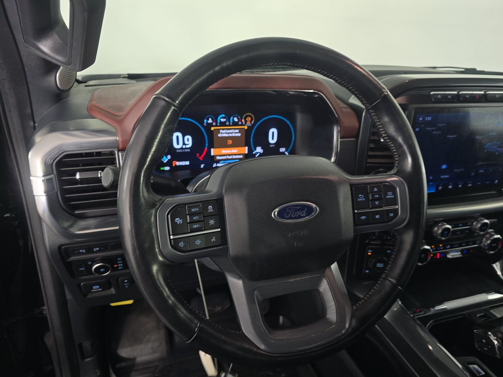 2023 Ford F-150 Lariat AWD