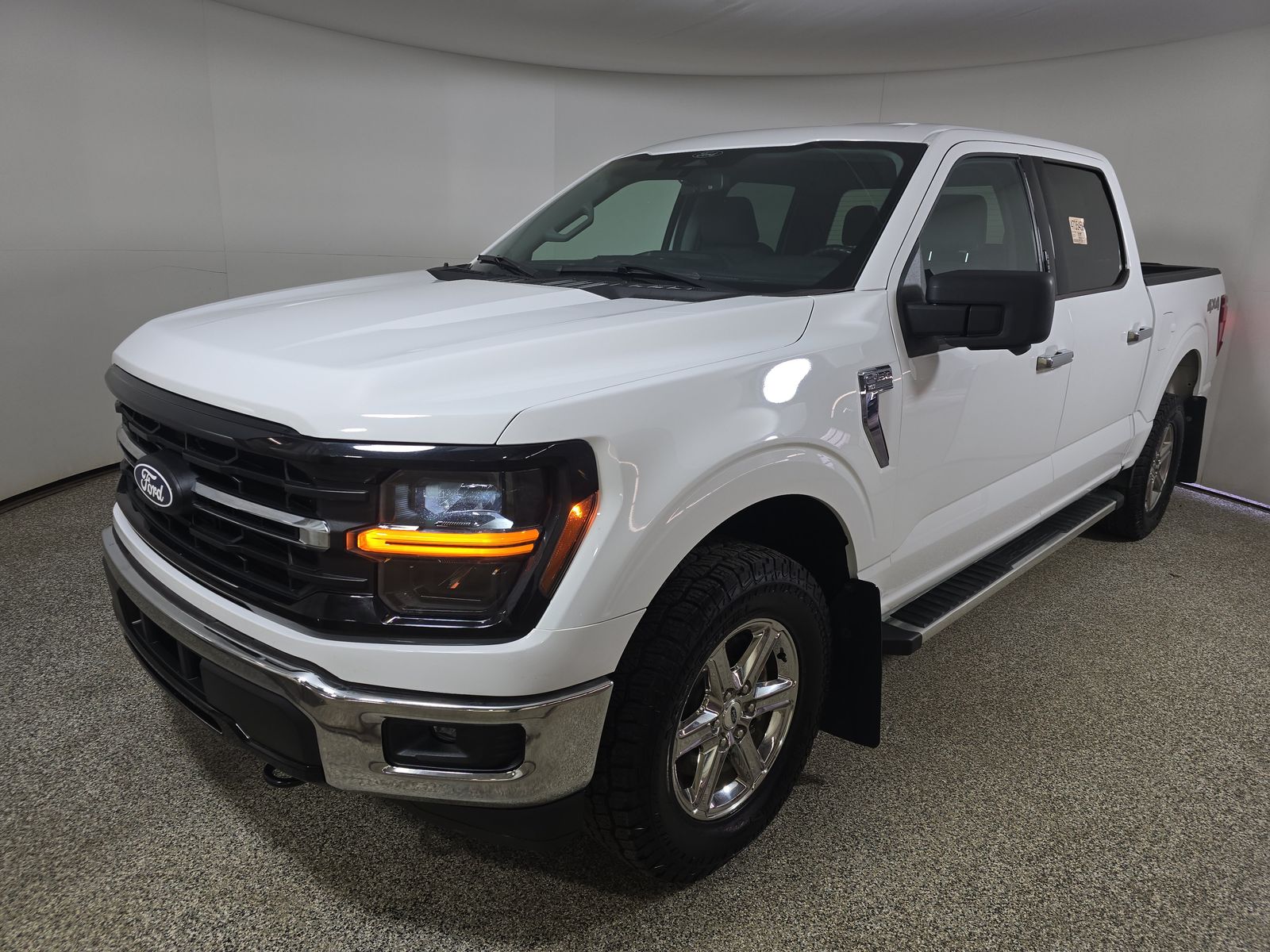 2024 Ford F-150 XLT AWD