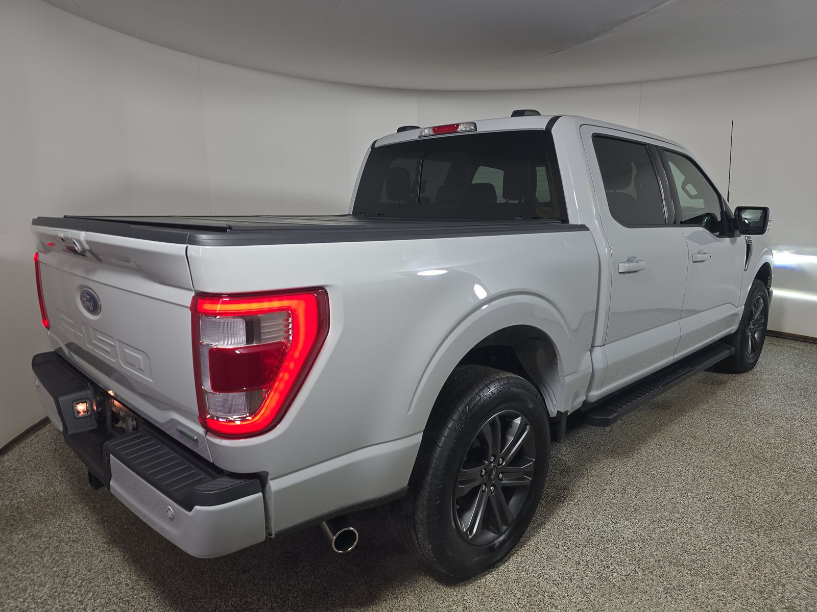 2023 Ford F-150 Lariat AWD