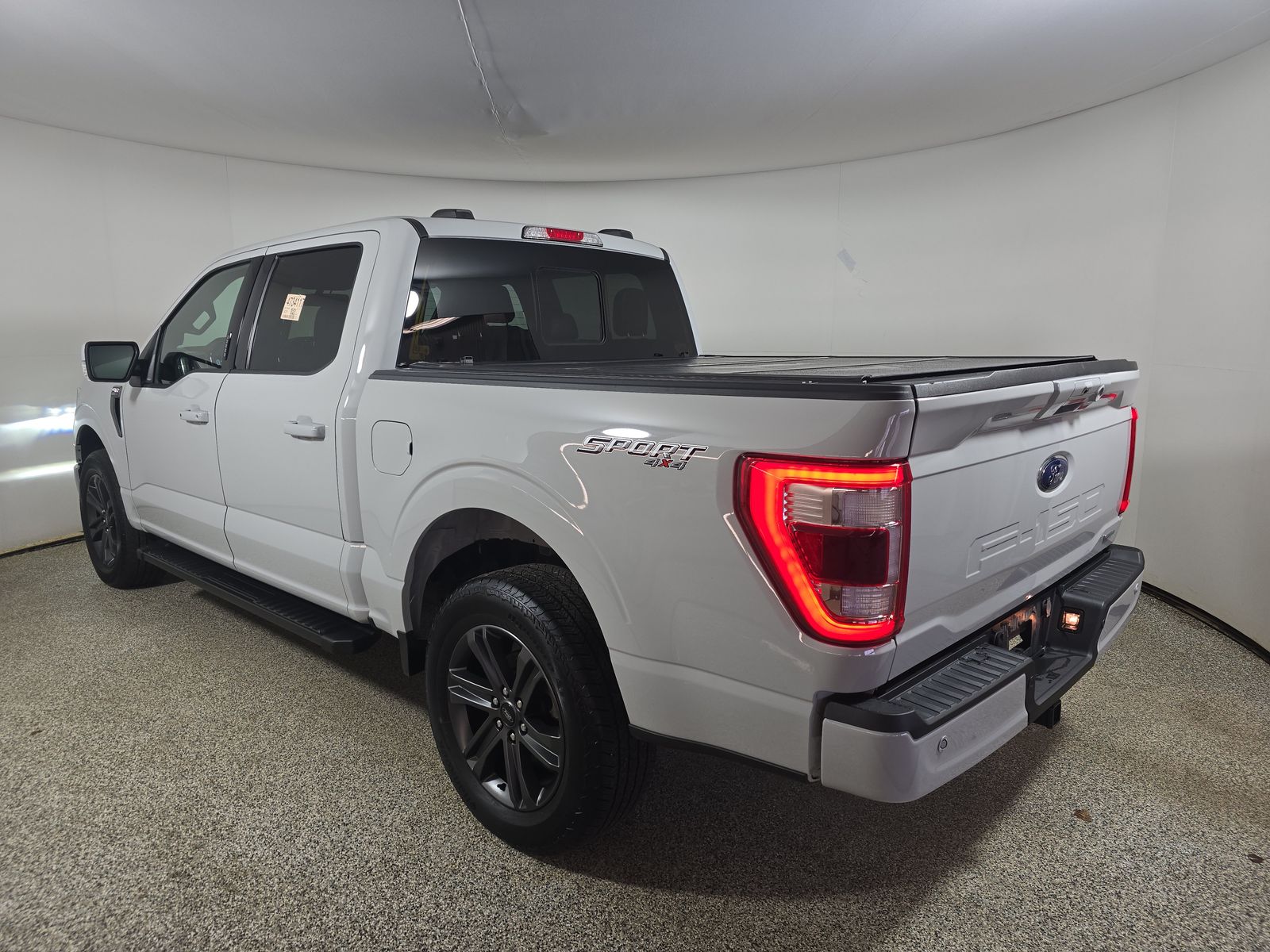 2023 Ford F-150 Lariat AWD