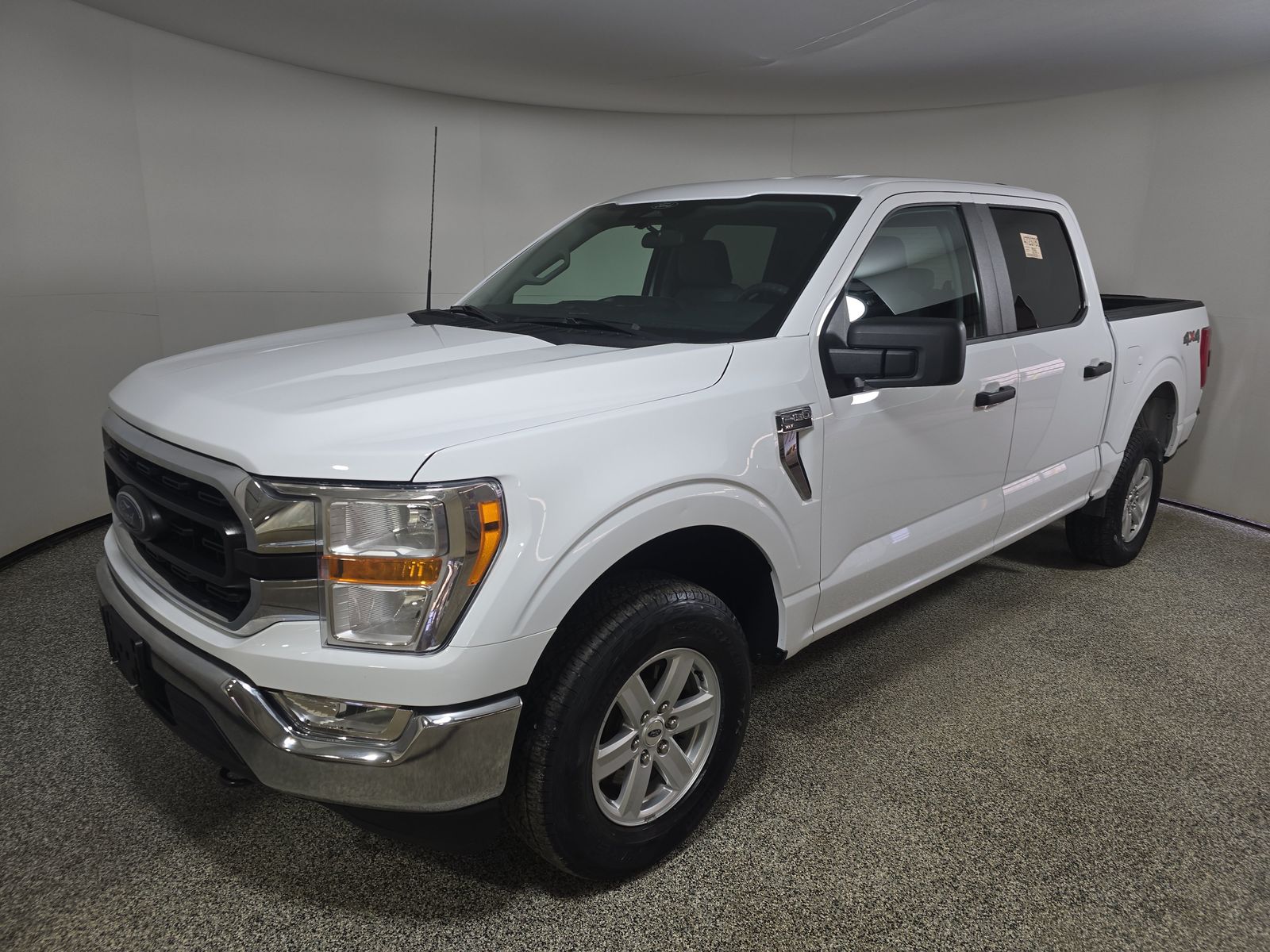 2022 Ford F-150 XLT AWD