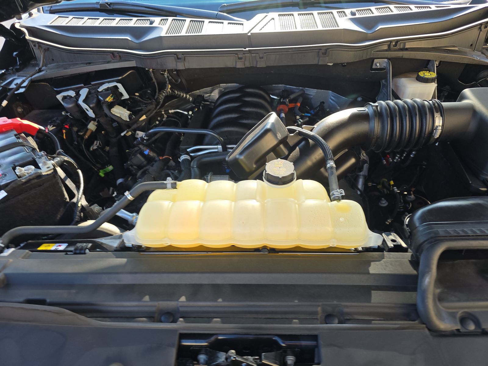 2024 Ford F-150 XLT AWD