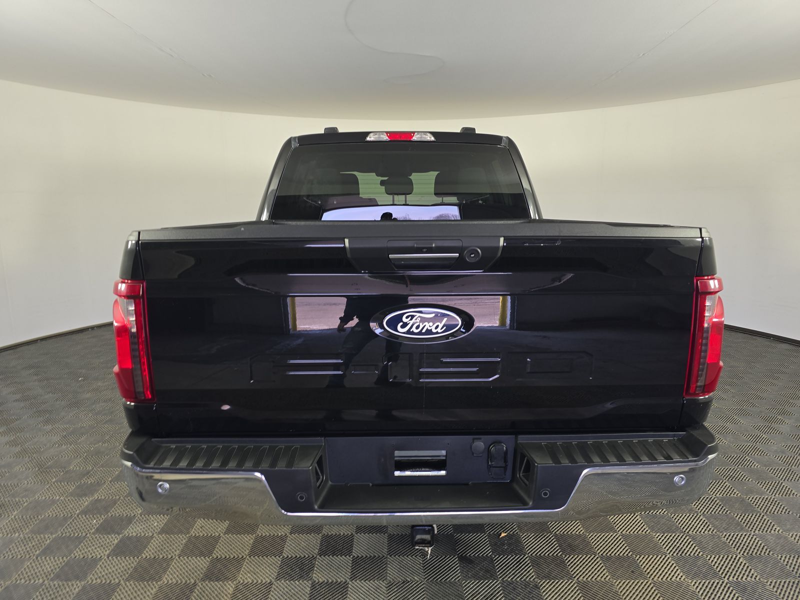 2024 Ford F-150 XLT AWD