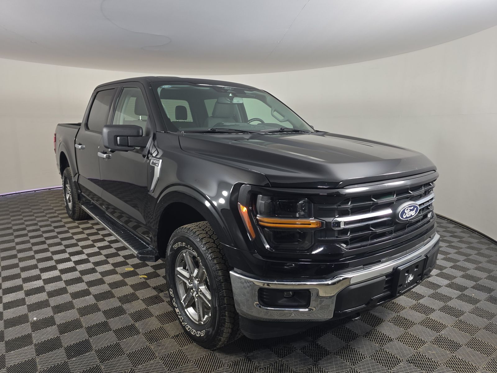 2024 Ford F-150 XLT AWD