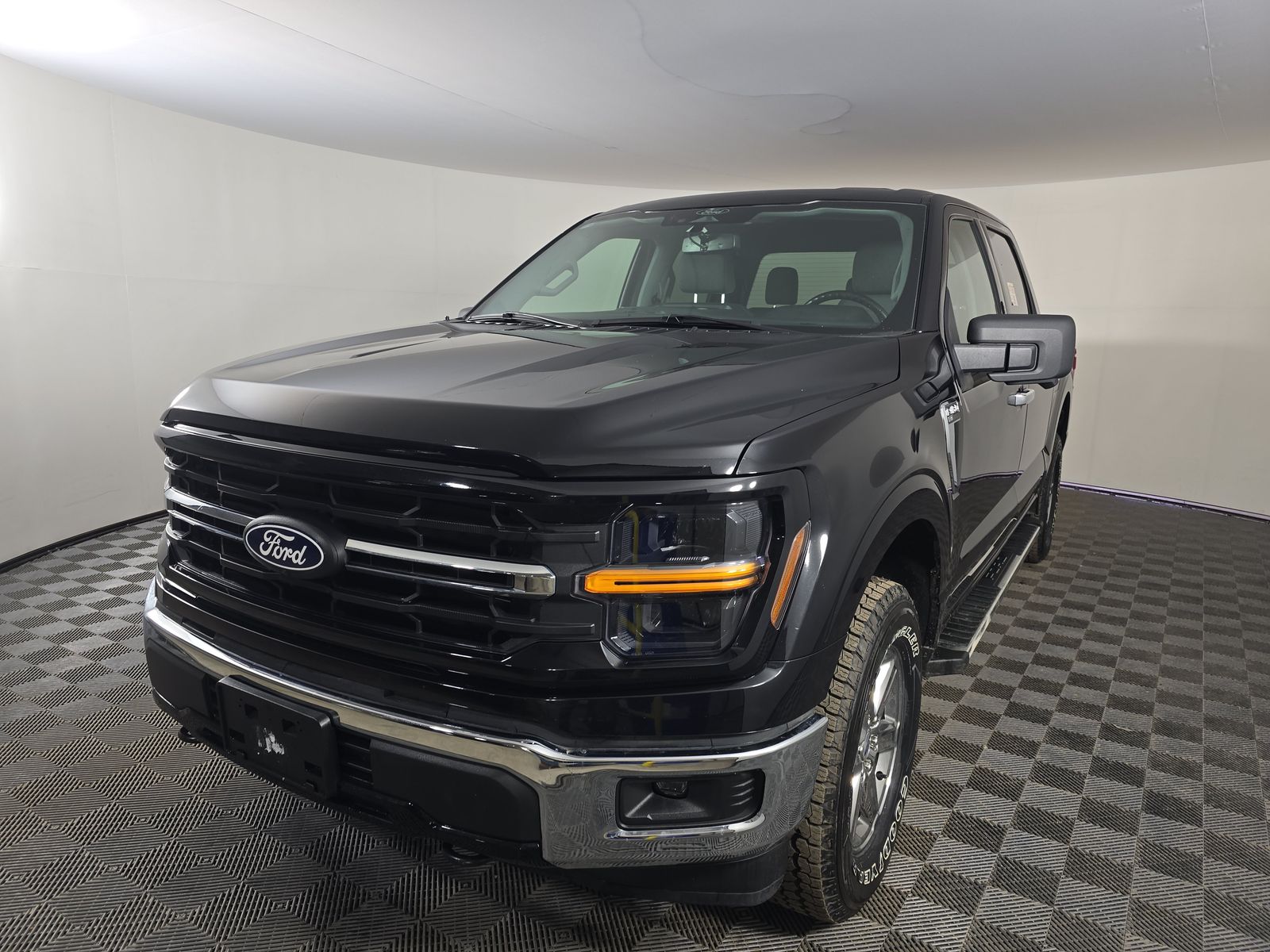 2024 Ford F-150 XLT AWD