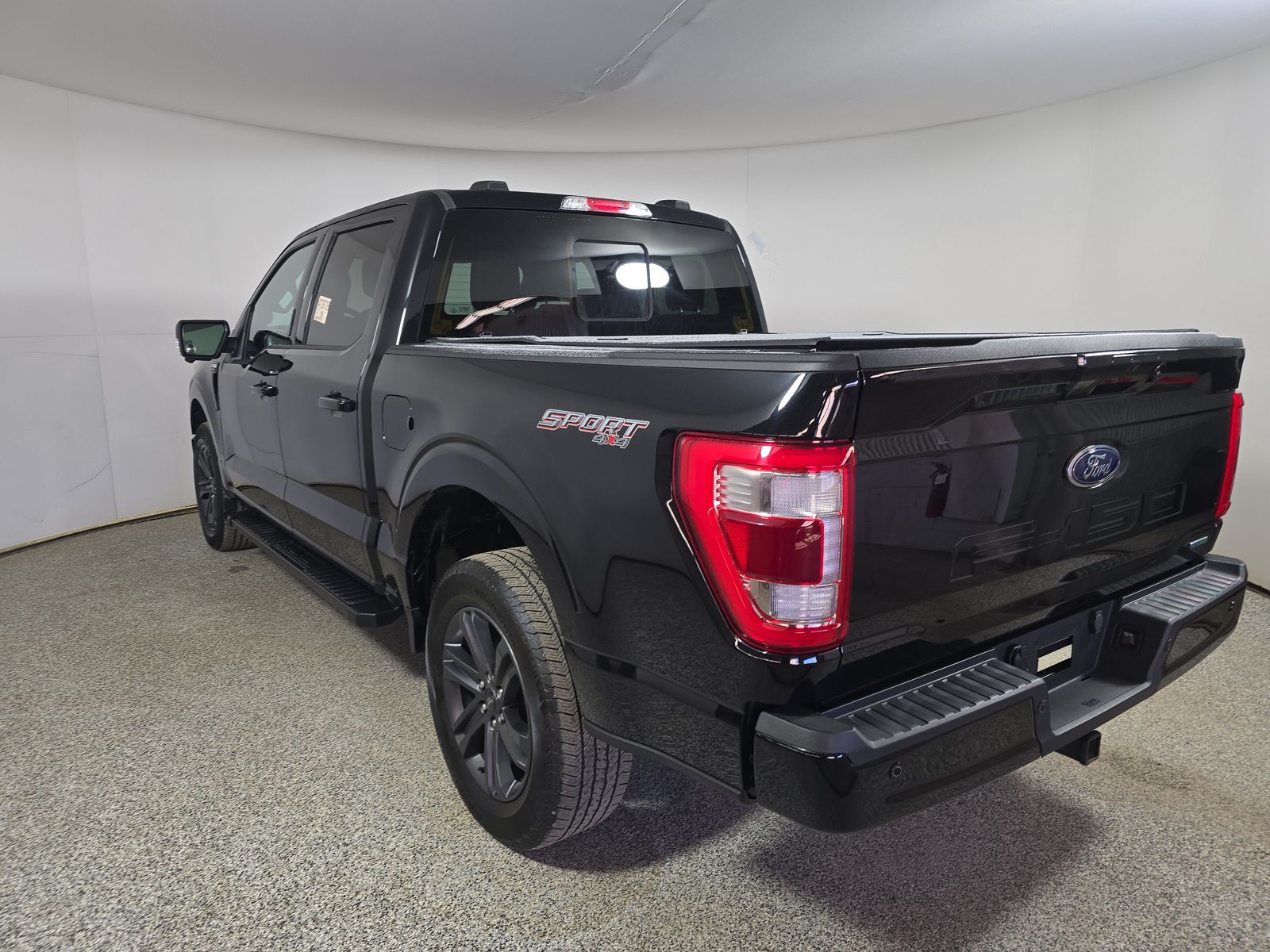 2023 Ford F-150 Lariat AWD