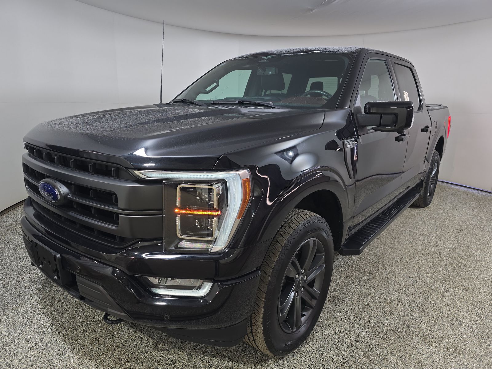 2023 Ford F-150 Lariat AWD