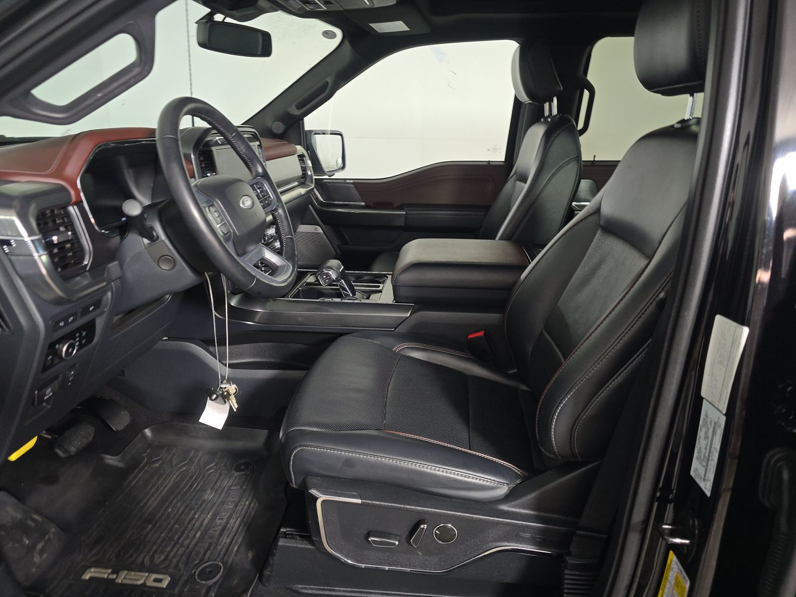 2023 Ford F-150 Lariat AWD