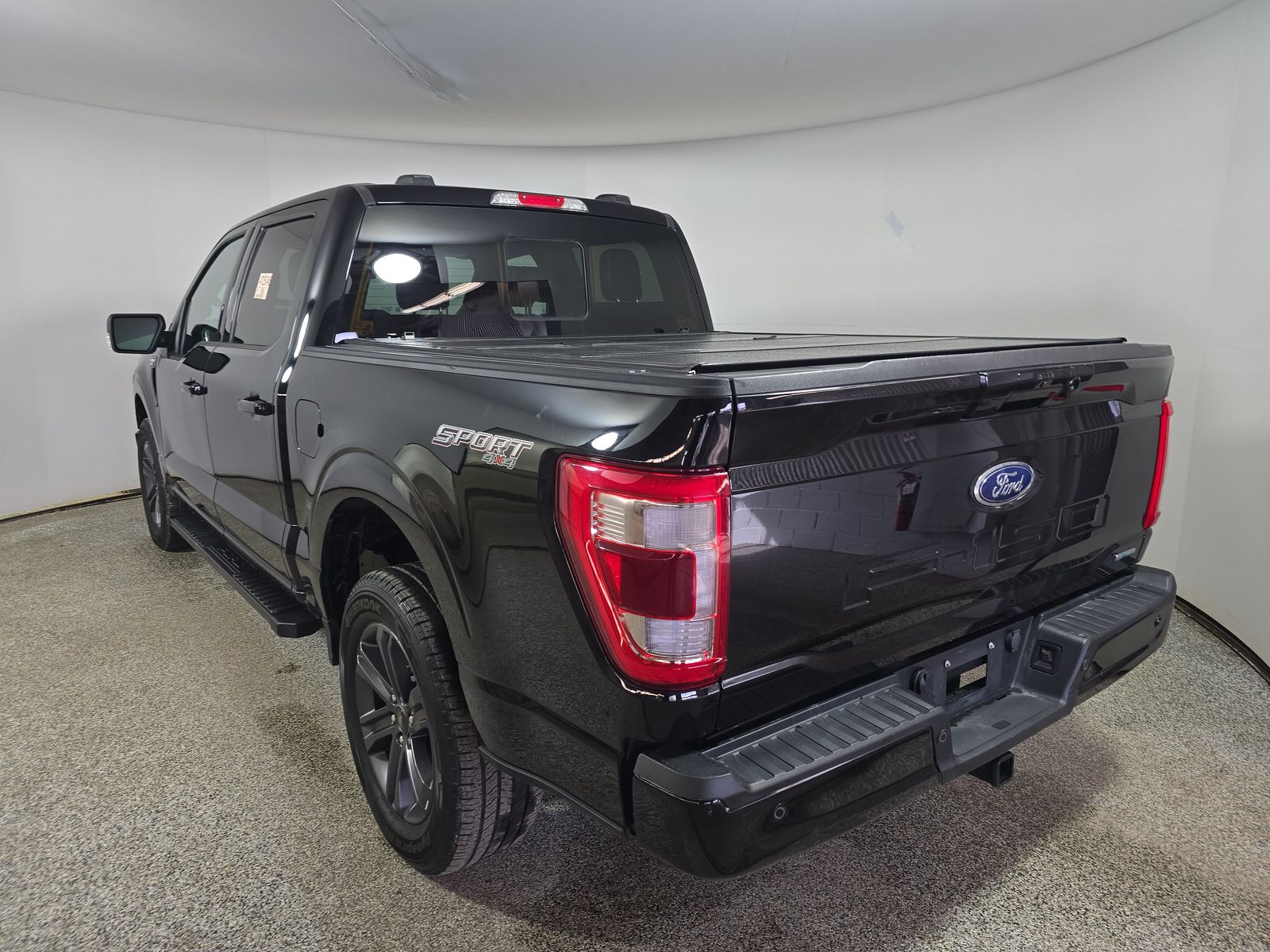 2023 Ford F-150 Lariat AWD