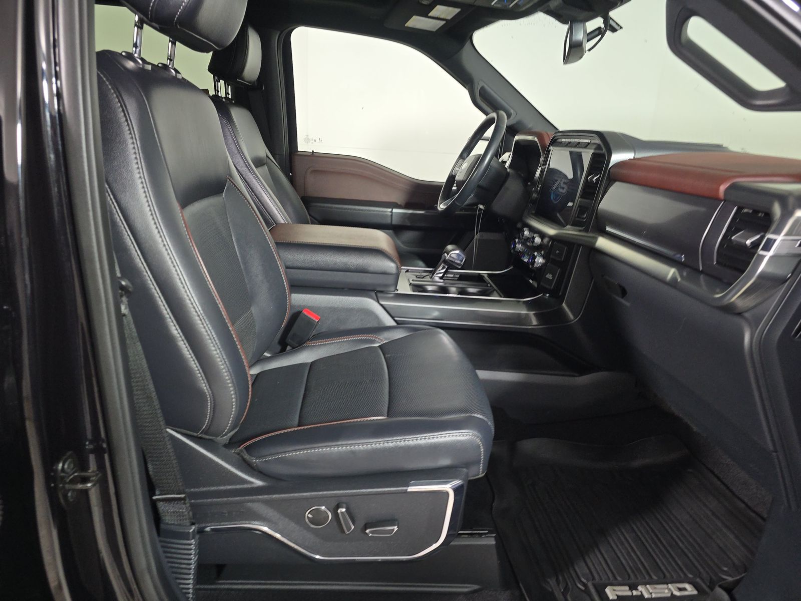 2023 Ford F-150 Lariat AWD