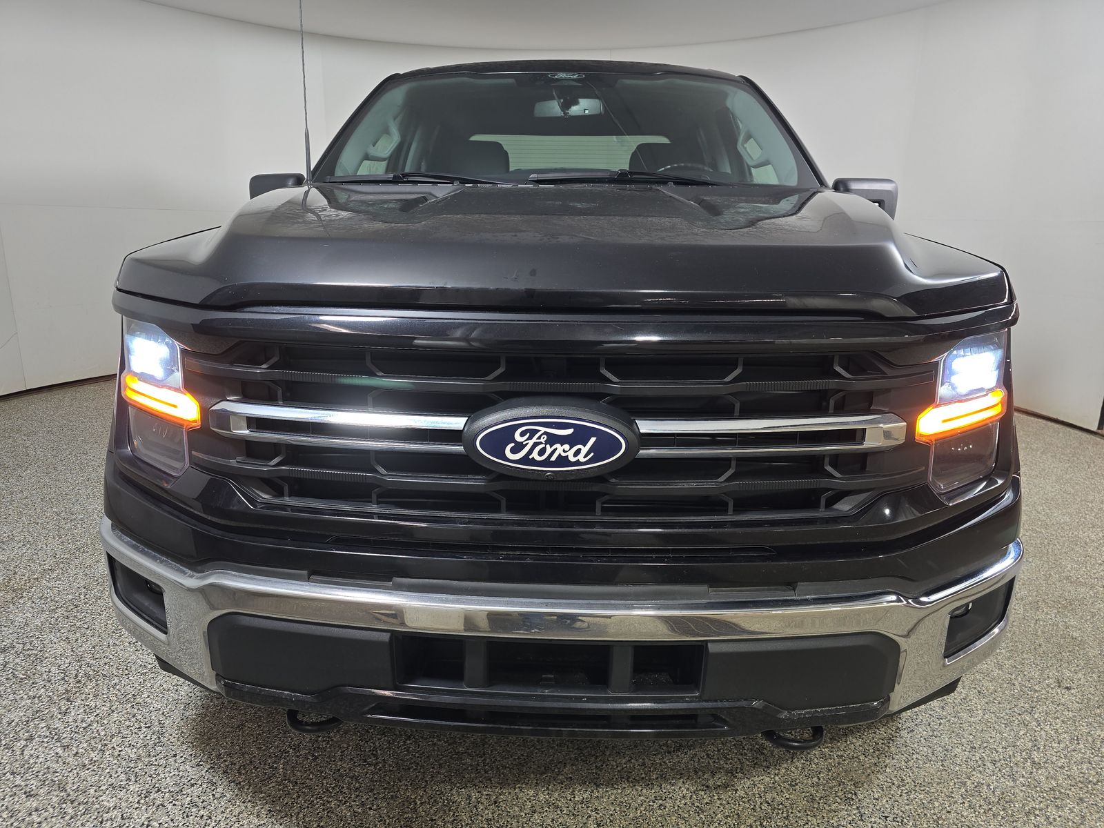 2024 Ford F-150 XLT AWD