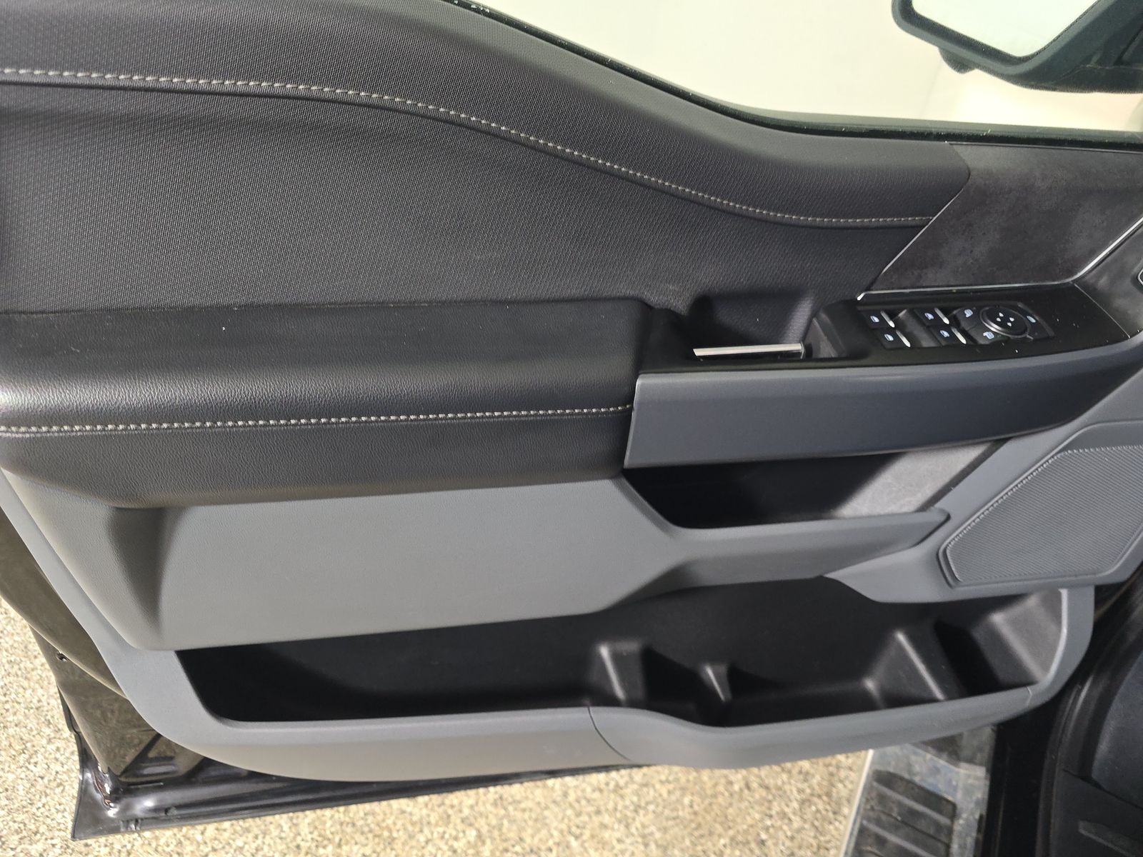 2024 Ford F-150 XLT AWD