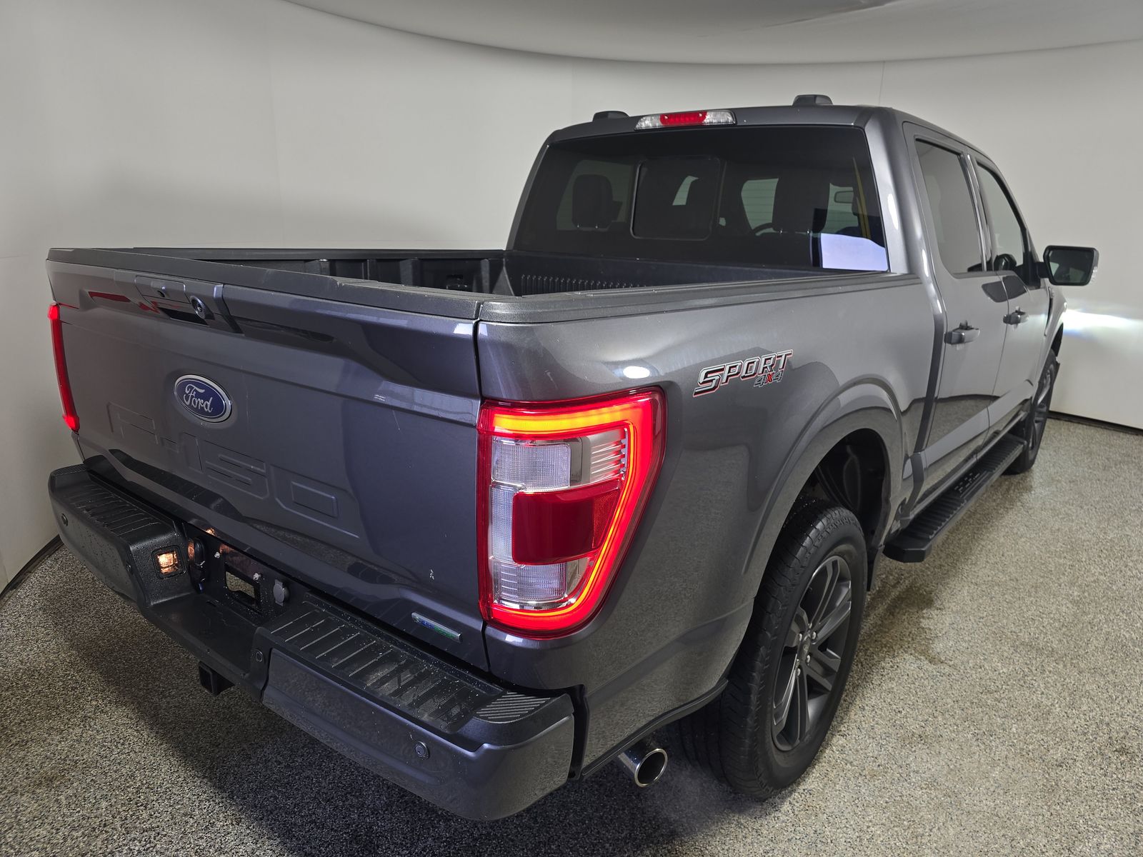 2023 Ford F-150 Lariat AWD