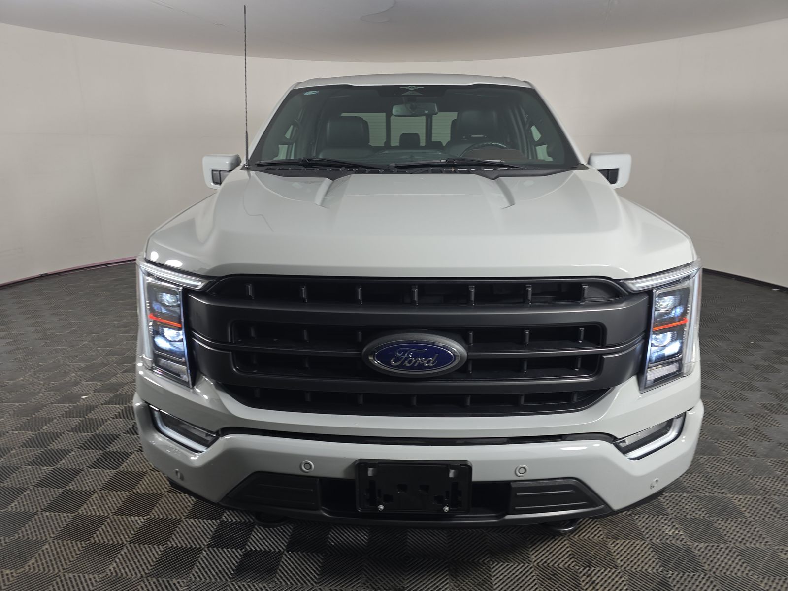 2023 Ford F-150 Lariat AWD