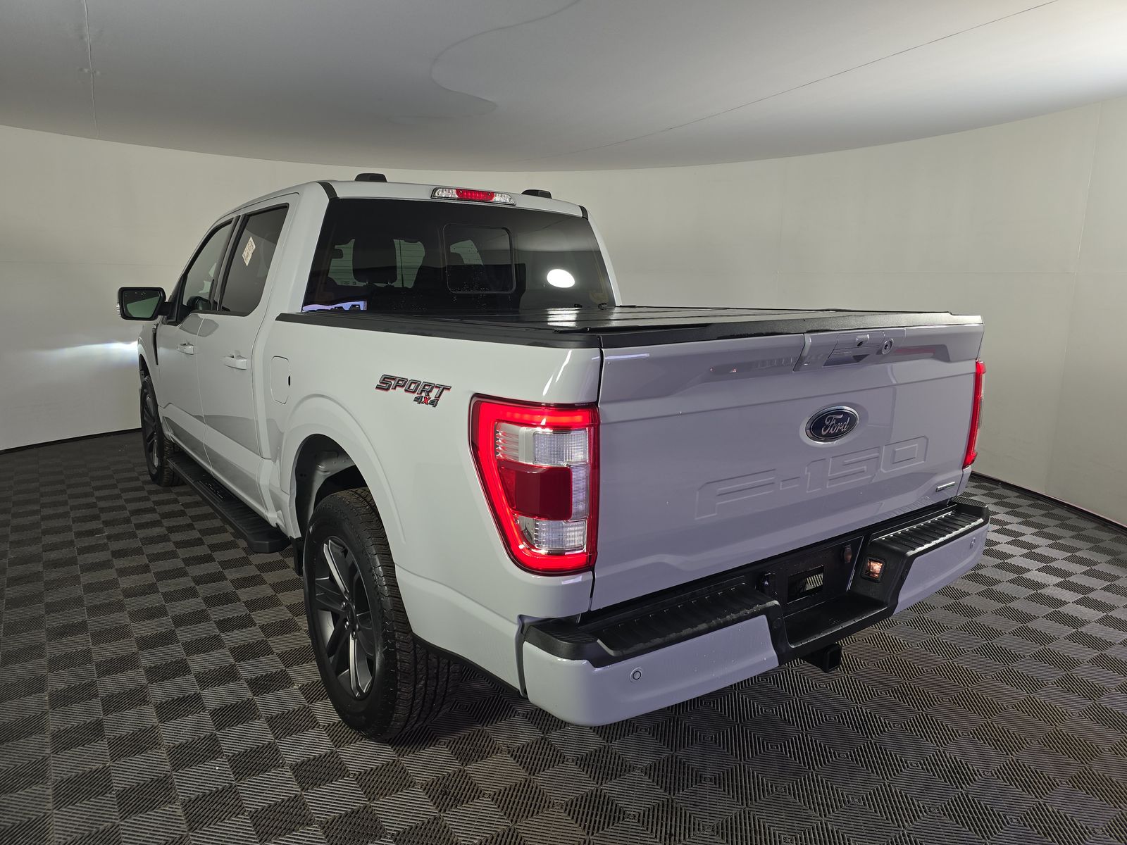 2023 Ford F-150 Lariat AWD