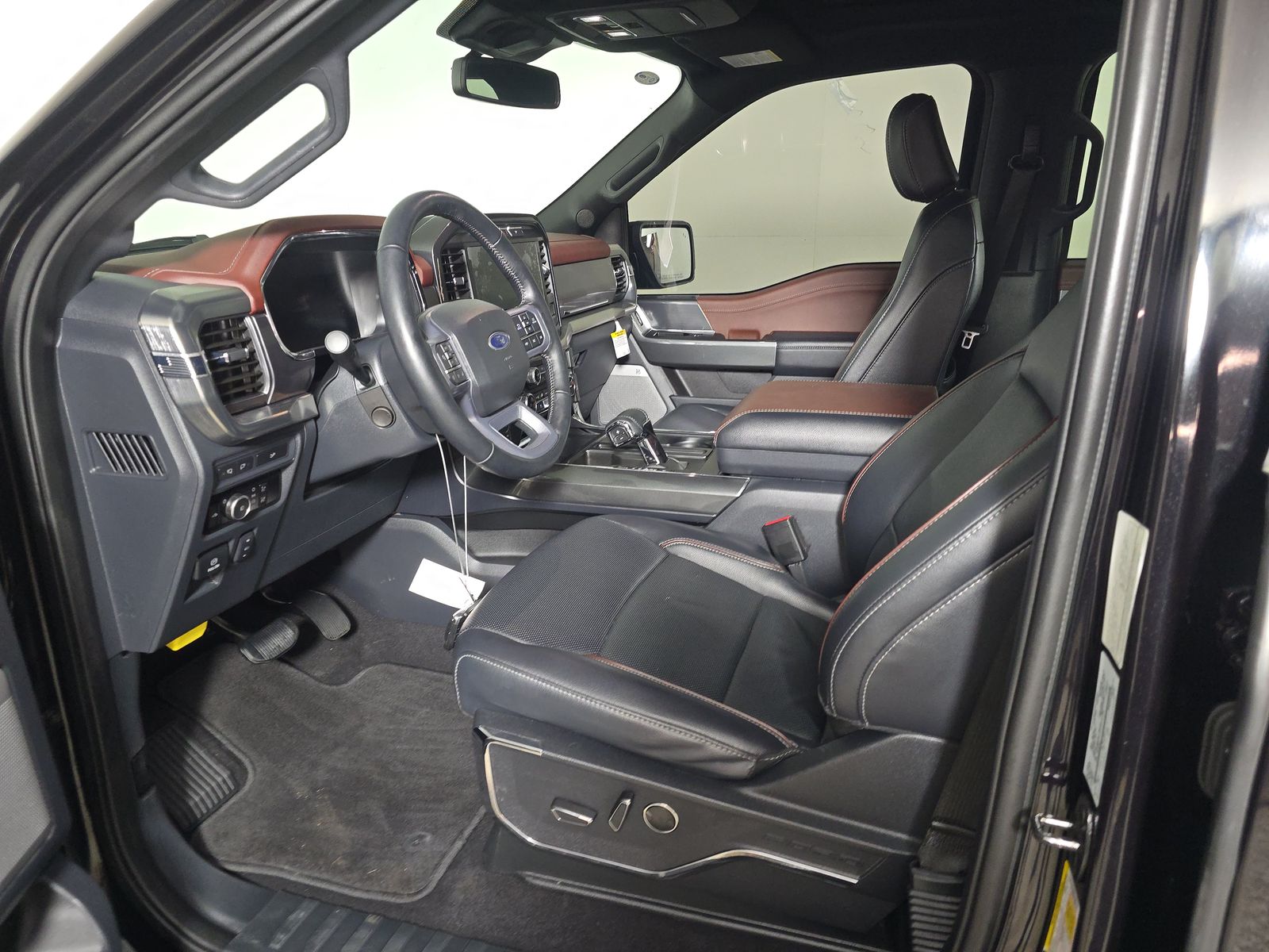 2023 Ford F-150 Lariat AWD