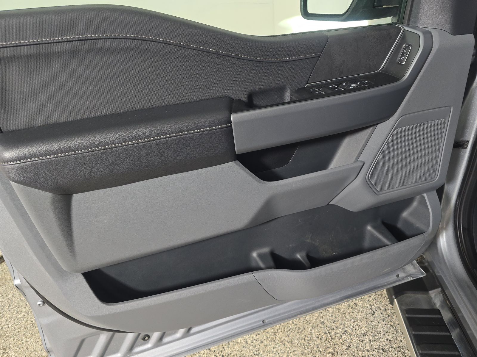 2025 Ford F-150 XLT AWD