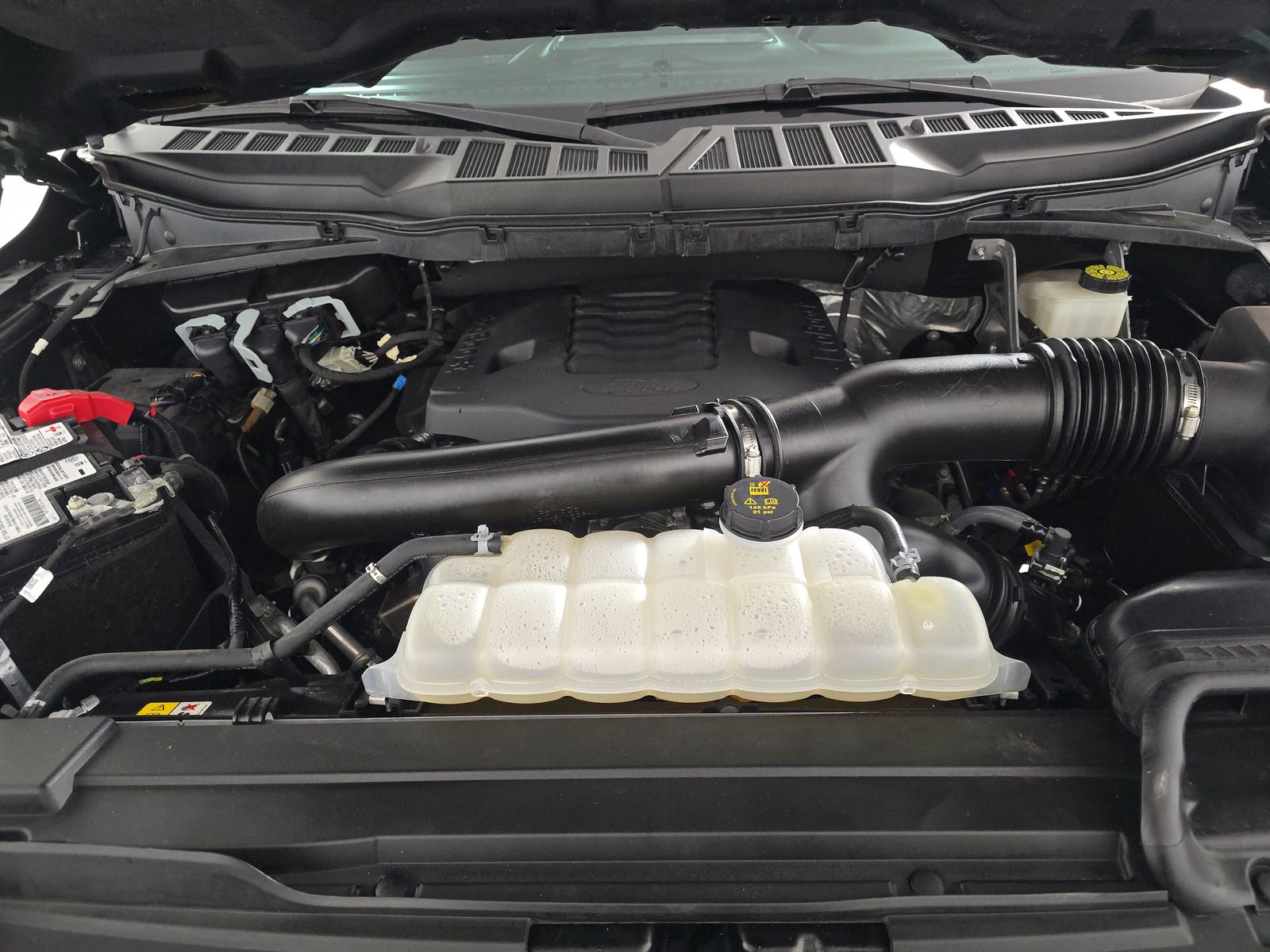 2023 Ford F-150 Lariat AWD