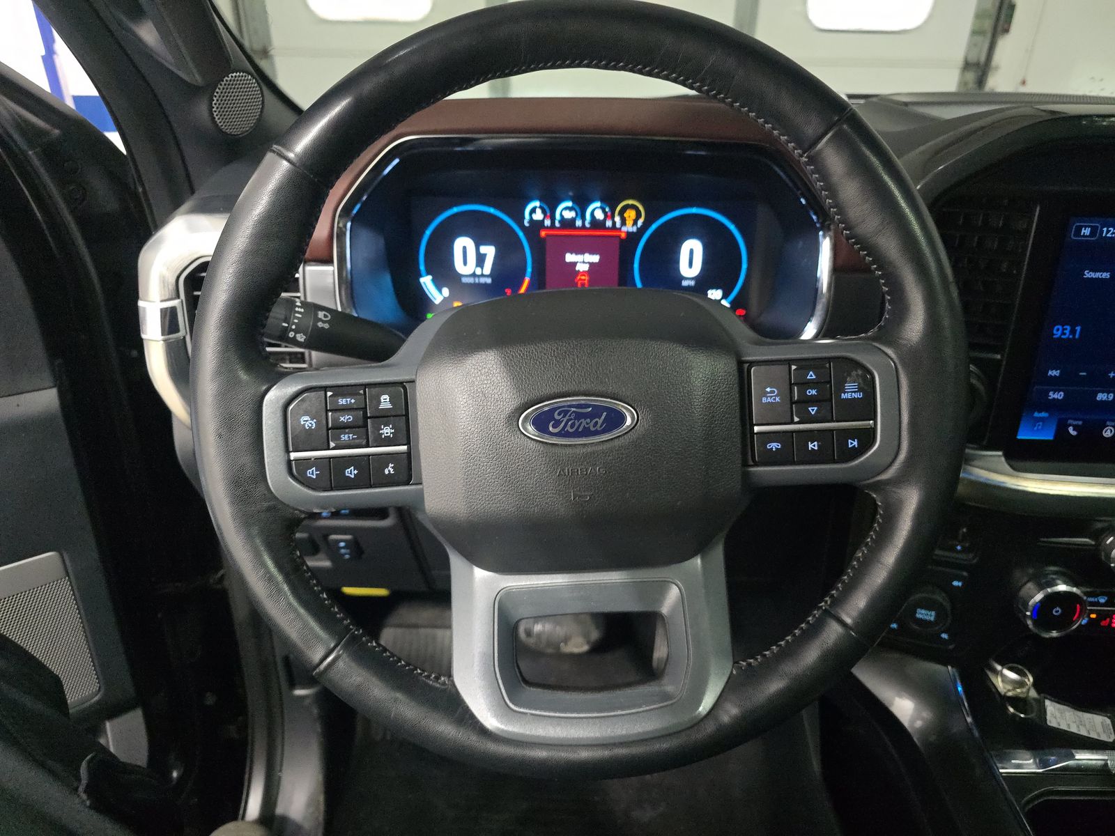 2023 Ford F-150 Lariat AWD