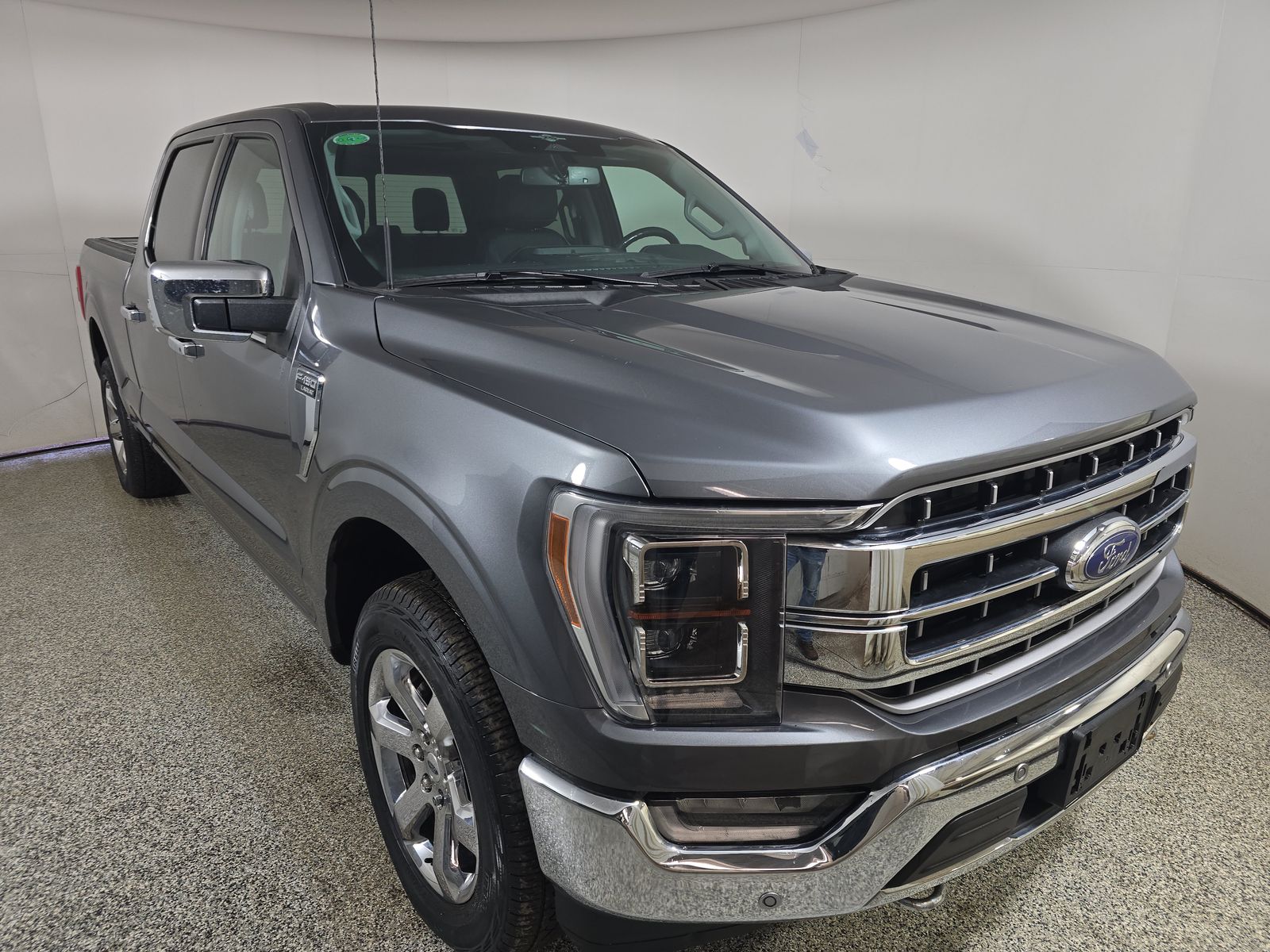 2023 Ford F-150 Lariat AWD