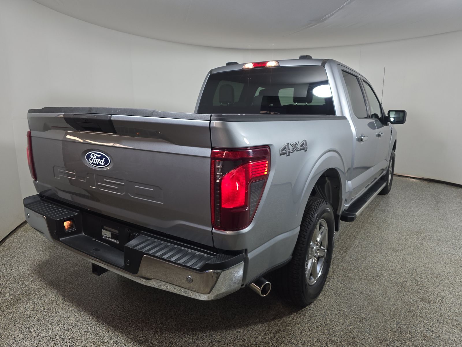 2025 Ford F-150 XLT AWD