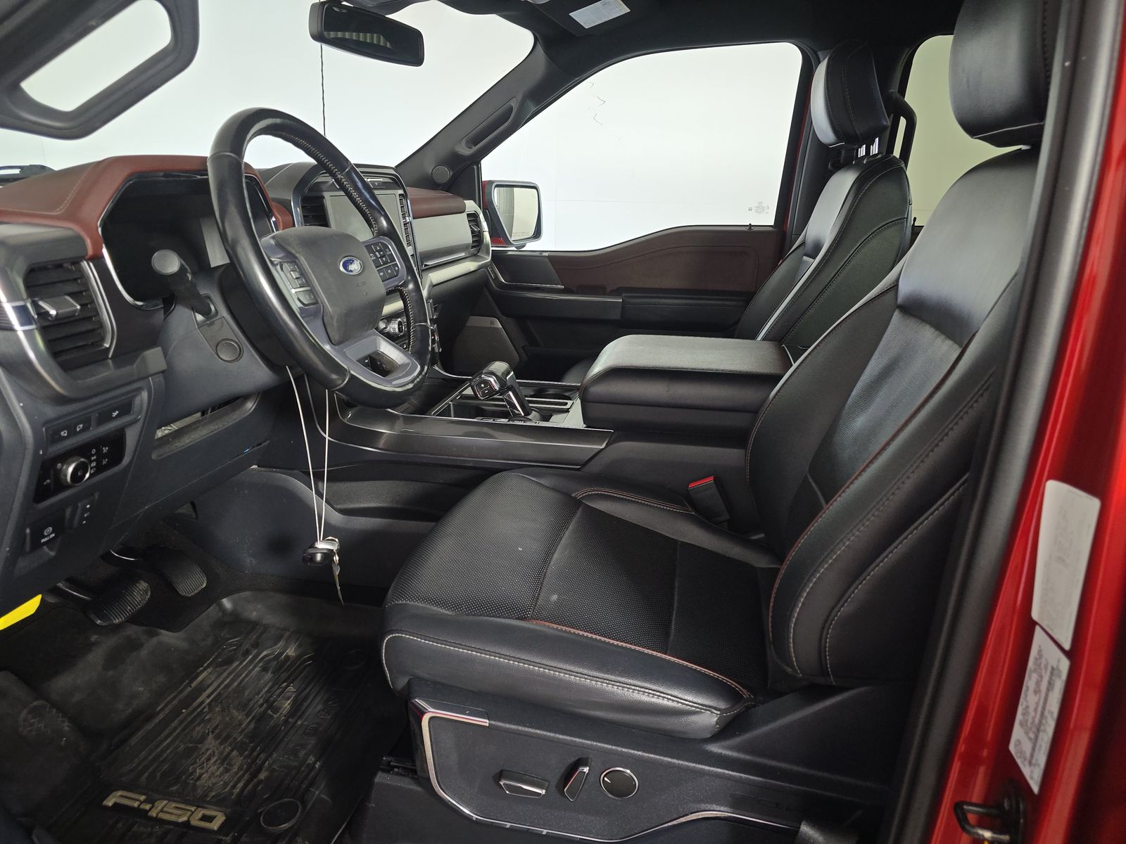 2023 Ford F-150 Lariat AWD