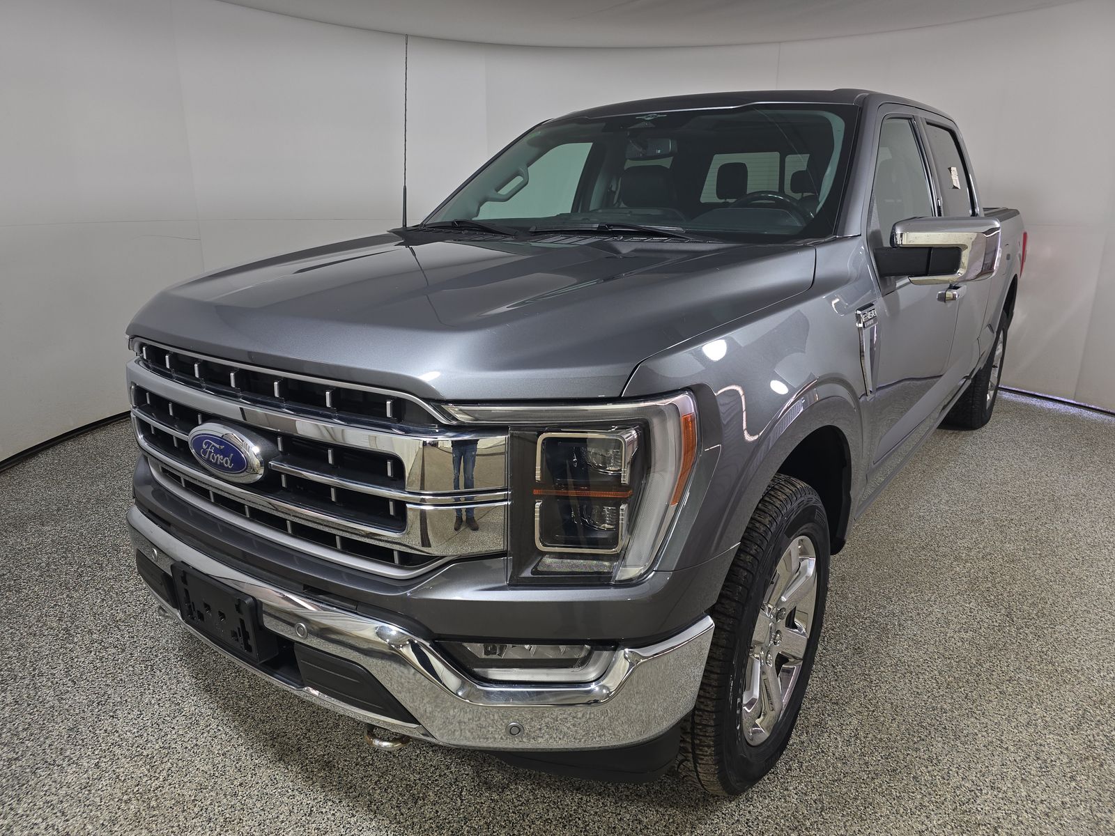2023 Ford F-150 Lariat AWD