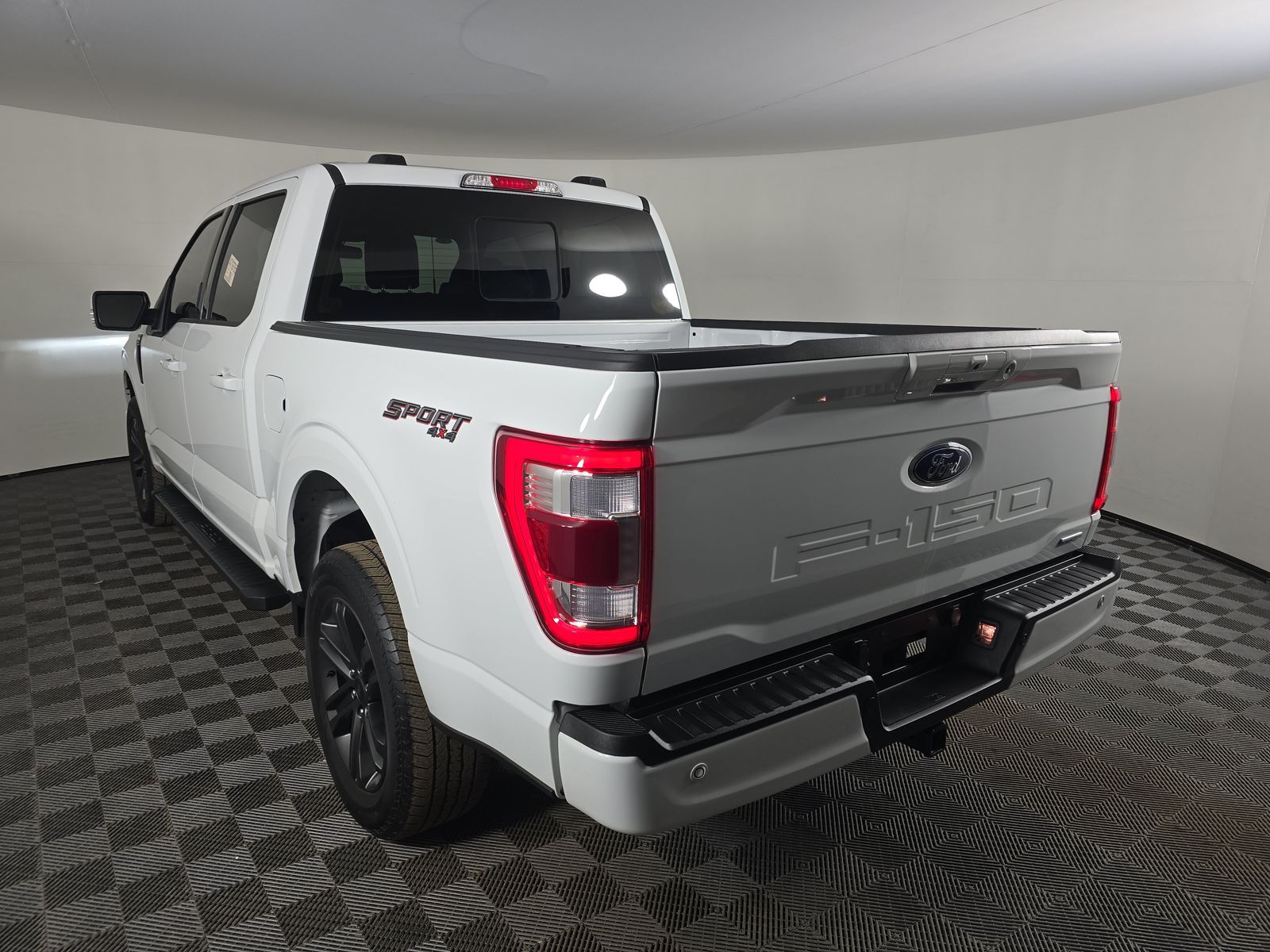 2023 Ford F-150 Lariat AWD
