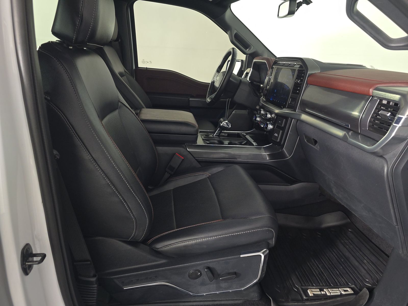 2023 Ford F-150 Lariat AWD