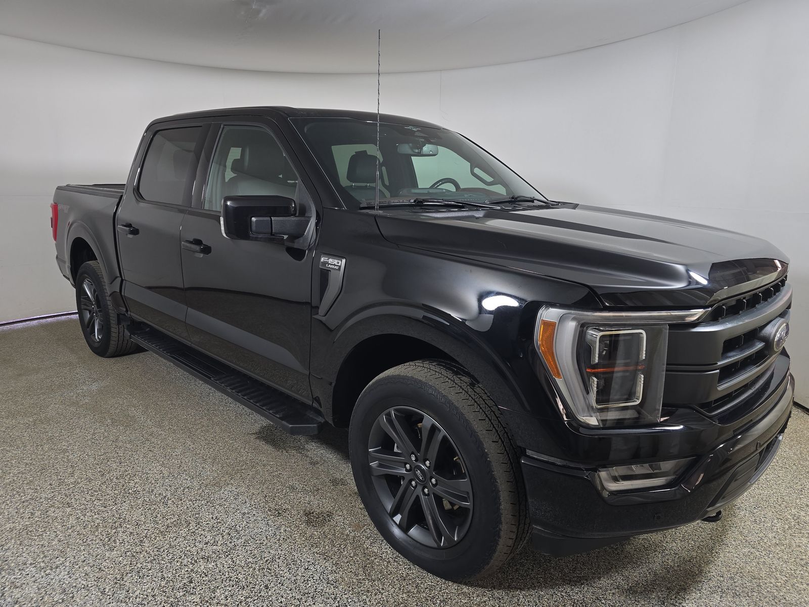 2023 Ford F-150 Lariat AWD