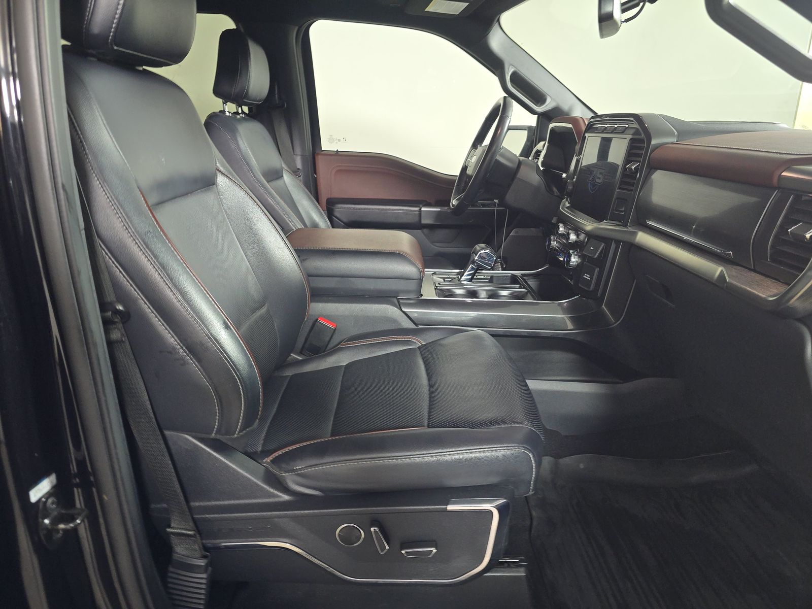 2023 Ford F-150 Lariat AWD