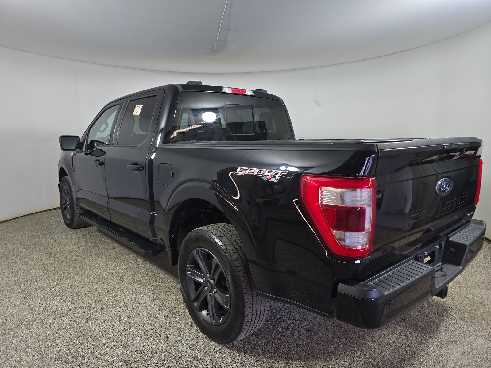 2023 Ford F-150 Lariat AWD