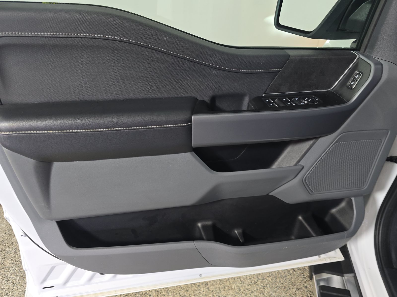 2025 Ford F-150 XLT AWD