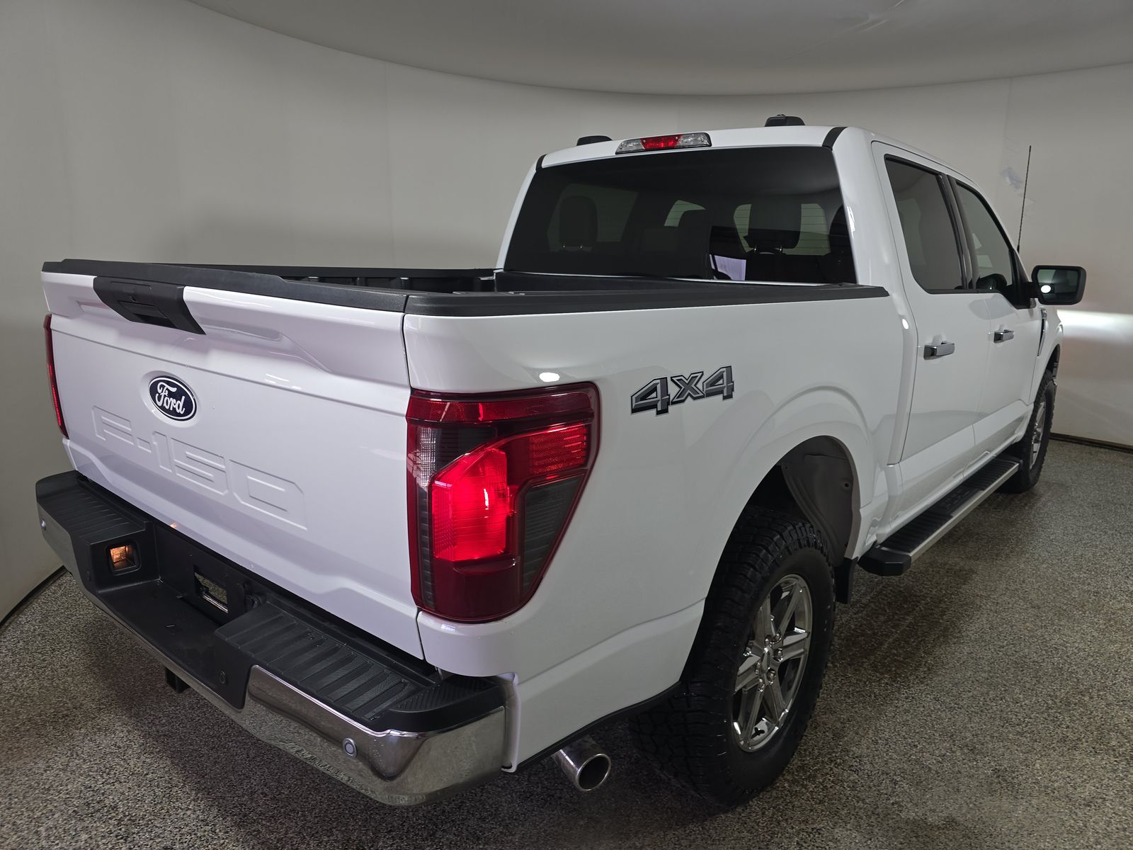 2025 Ford F-150 XLT AWD
