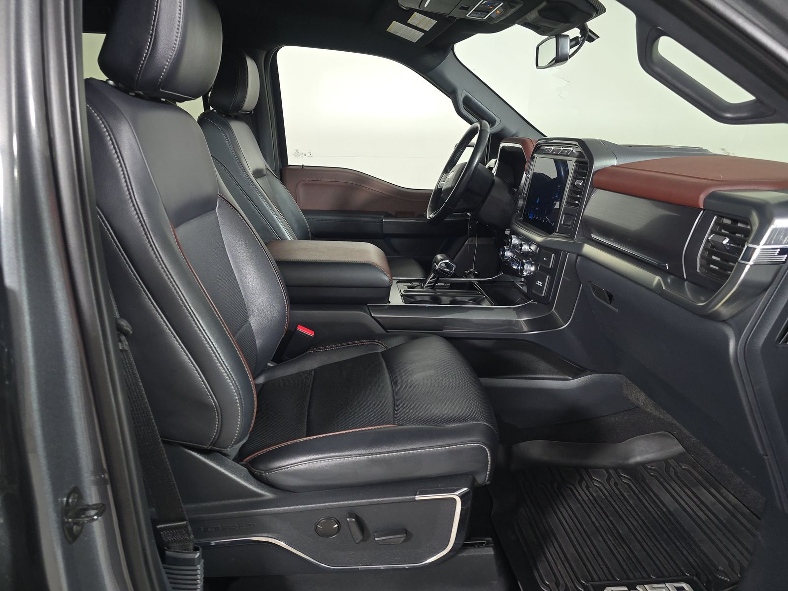 2023 Ford F-150 Lariat AWD