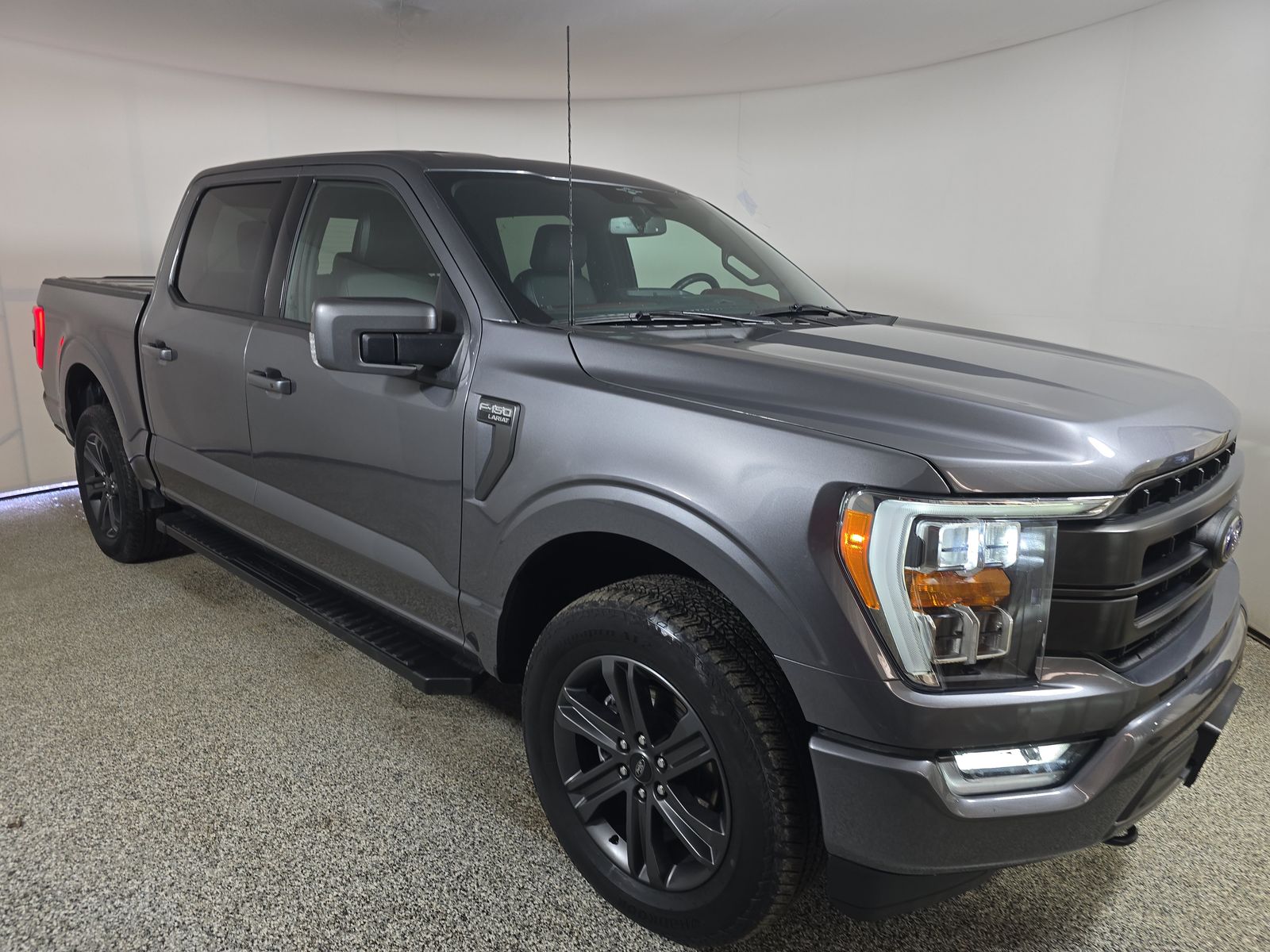 2023 Ford F-150 Lariat AWD