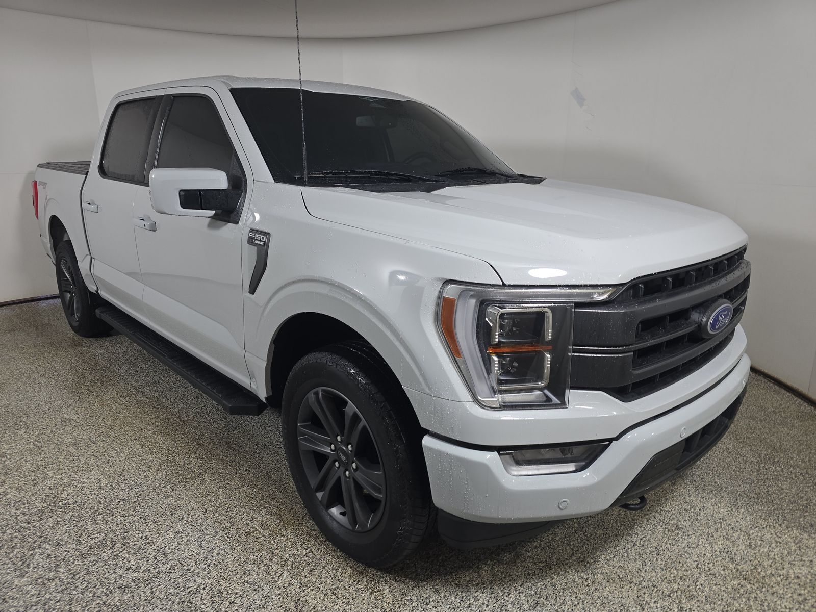 2023 Ford F-150 Lariat AWD