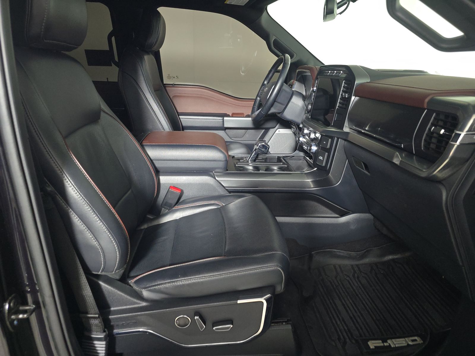 2023 Ford F-150 Lariat AWD