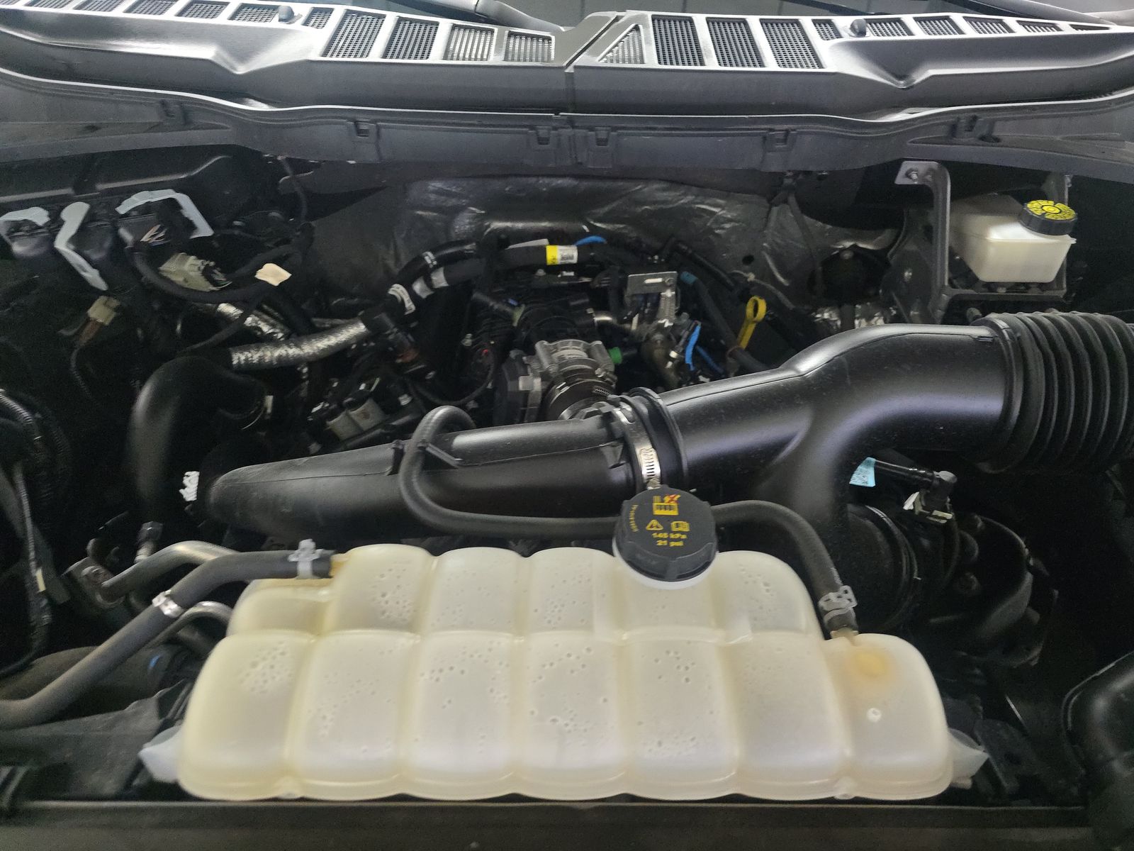 2023 Ford F-150 Lariat AWD