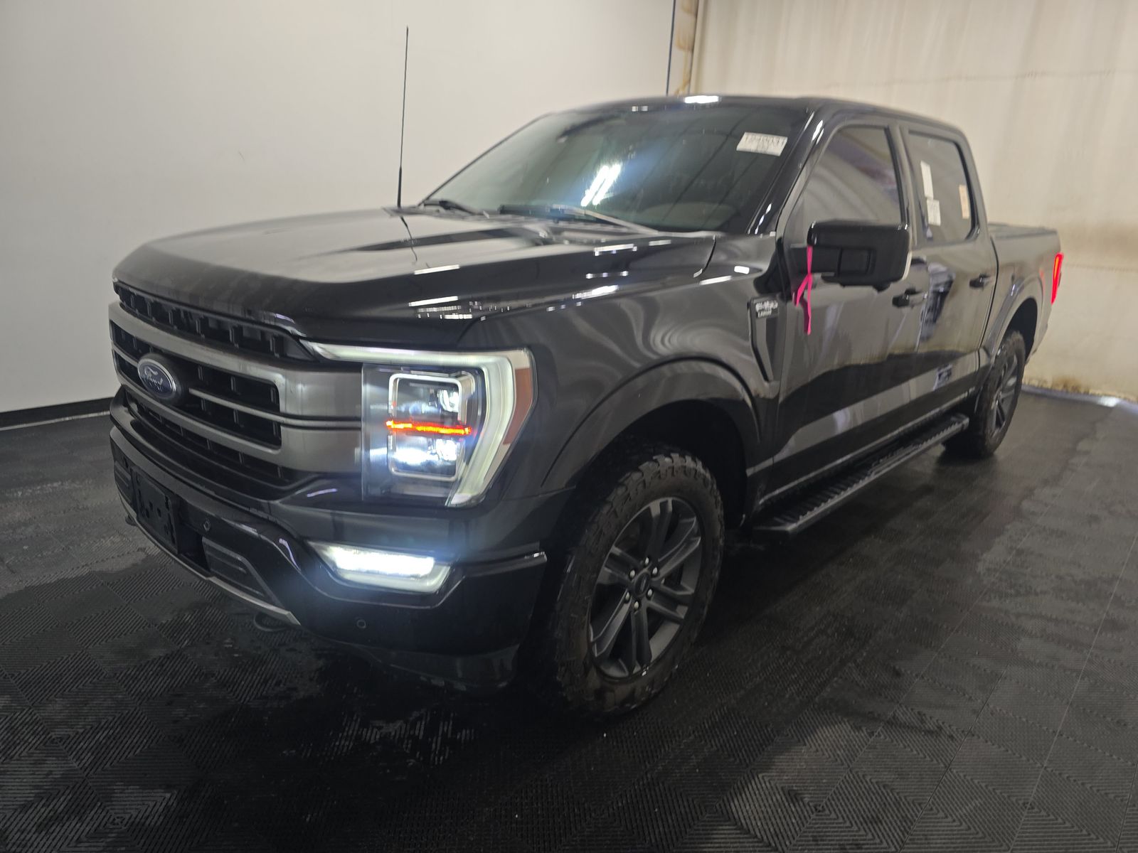 2023 Ford F-150 Lariat AWD