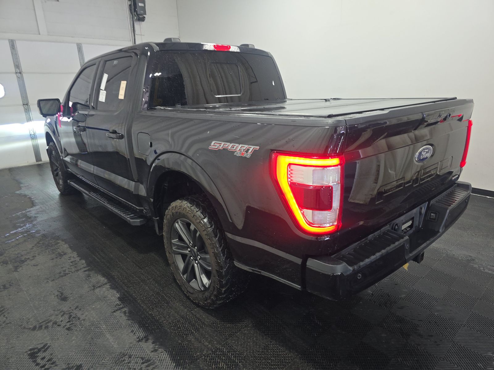 2023 Ford F-150 Lariat AWD